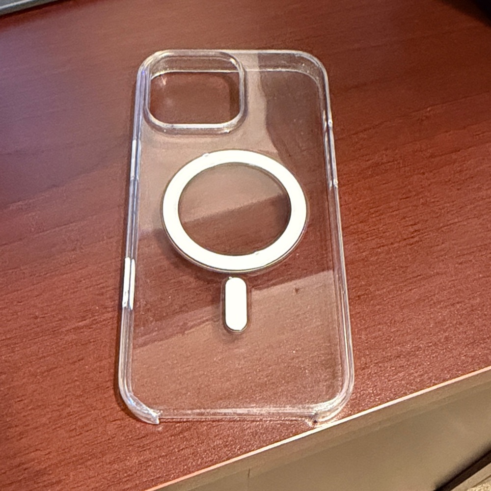 Apple IPhone 16 Pro Max Clear Magnetic Phone Case